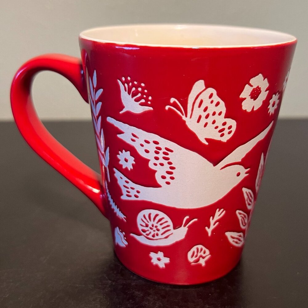 Red Folk Art Floral Ceramic Coffee Mug White Incised Bird Snail Dragonfly Cup